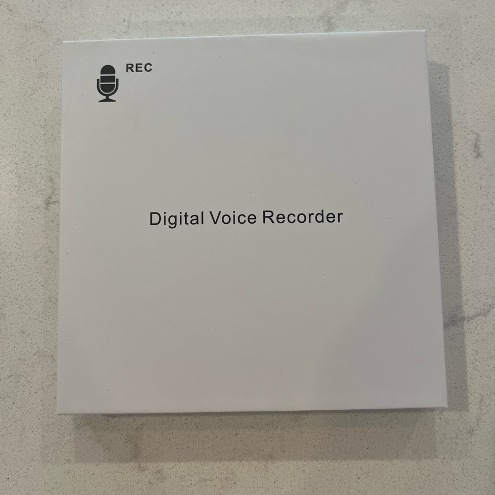 Digital voice recorder